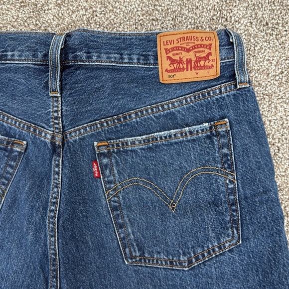 Levi's 501 Blue Jean Shorts with Distressed Details - Picture 3 of 7